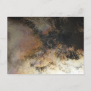 Carte Postale Éclipse solaire et nuages