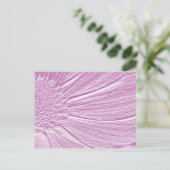 Carte Postale Écouter la marguerite en violet 2 (Debout devant)