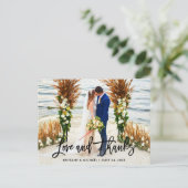 Carte Postale Écriture moderne au pinceau | Mariage Amour et Mer (Debout devant)