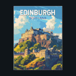Carte Postale Edinburgh Scotland Travel Art Vintage<br><div class="desc">Conception de voyage vectoriel rétro à Edimbourg. Edimbourg est la capitale écossaise compacte et vallonnée. Il dispose d'une vieille ville médiévale et d'une élégante ville géorgienne,  dotée de jardins et de bâtiments néoclassiques.</div>
