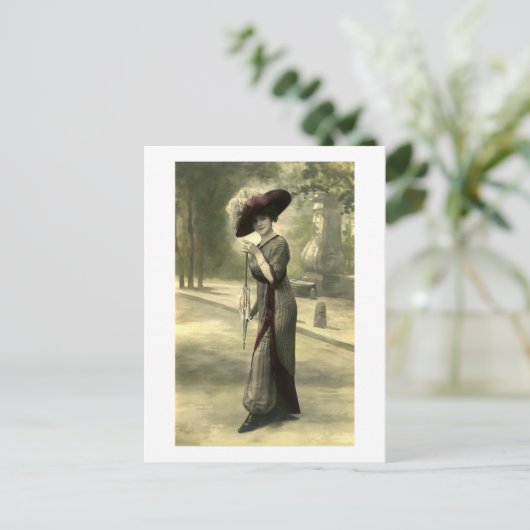 Carte Postale Edwardian Lady (Debout devant)