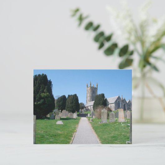 CARTE POSTALE ÉGLISE DE CONSTANTINE (Debout devant)