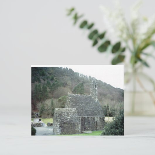 Carte Postale Eglise St.Kevins, Glendalough, Co.Wicklow, Irlande (Debout devant)