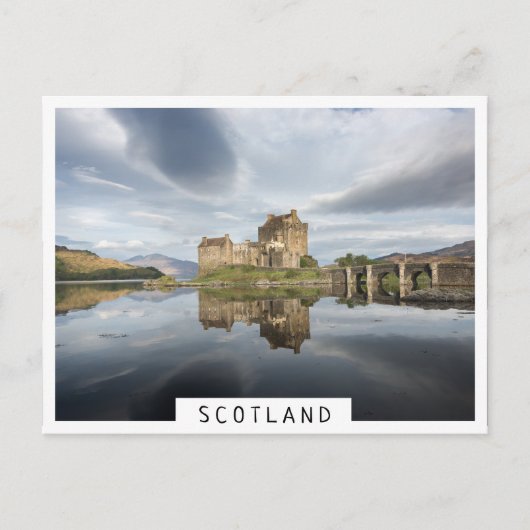 Carte Postale Eilean Donan Castle avec réflexion en Ecosse (Devant)