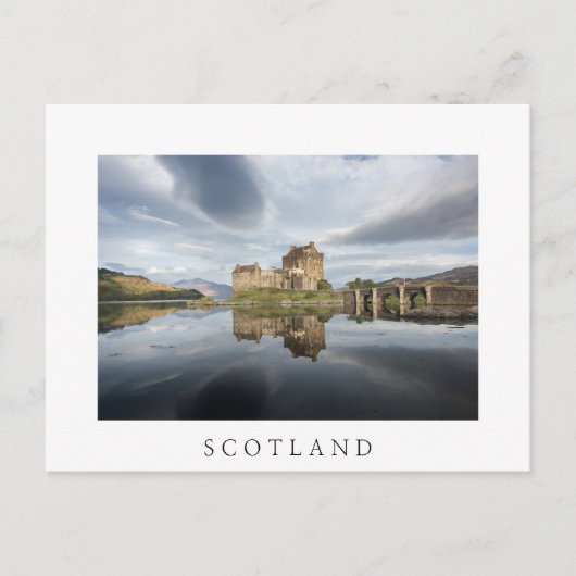 Carte Postale Eilean Donan Castle avec réflexion en Ecosse (Devant)