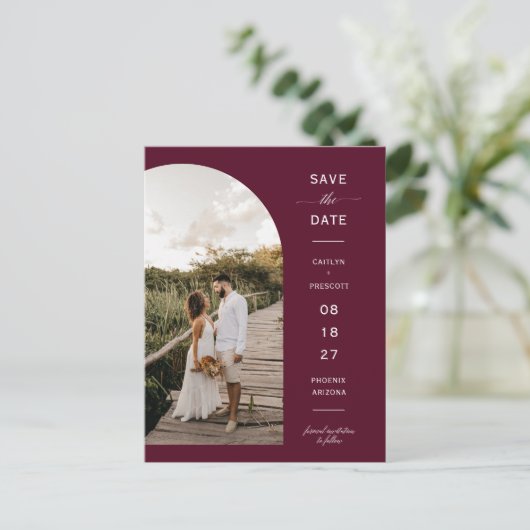 Carte Postale Elégant Burgundy Arch Photo QR Code Enregistrer la (Debout devant)