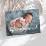 Carte Postale élégant moderne bébé photo faire-part de naissance<br><div class="desc">un design photo adorable avec des lettres de script bleu. Vous pouvez télécharger l'image de votre bébé et modifier le texte et les couleurs.</div>