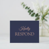 Carte Postale Elégant Rose Gold Navy Blue Wedding RSVP (Debout devant)