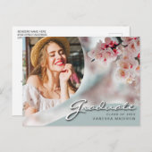 Carte Postale Élégant Script Fleurs blanches | Modern Photo Grad (Devant / Derrière)