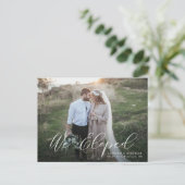 Carte Postale Élégante calligraphie Nous Avons Elopé Mariage Elo (Debout devant)