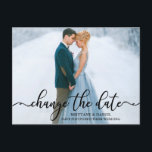 Carte Postale Élégante Calligraphie Script Photo Modifier La Dat<br><div class="desc">Moderne Élégant Script de calligraphie Changer La Date Mariage Postpond Couple Photo Carte Postale</div>