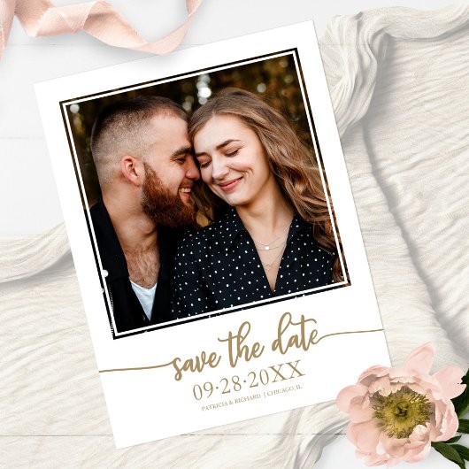 Carte Postale Élégante Photo de Mariage à l'Écriture Dorée Save