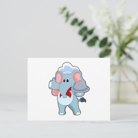 Carte Postale Éléphant en serveur avec plateau (Debout devant)