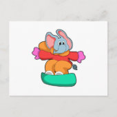 Carte Postale Éléphant faisant du snowboard avec un snowboard (Devant)