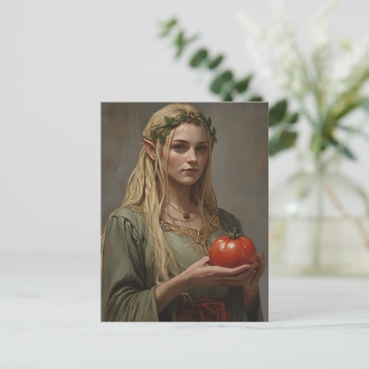 Carte Postale Elfe avec une tomate (Debout devant)
