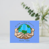 Carte Postale ELLE EST DANS NOTRE collection MAINS (Debout devant)