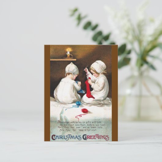 Carte Postale Ellen H. Clapsaddle : Filles cousant des bas (Debout devant)