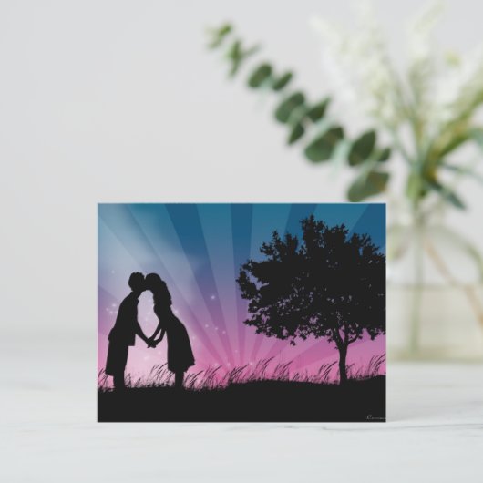 Carte Postale Embrasse-moi (Debout devant)