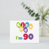 Carte Postale Embrasse-moi J'ai 90 T-shirts et cadeaux d'anniver (Debout devant)