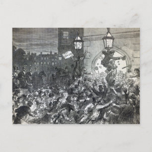 Carte Postale Émeute au pain à l'entrée de la Maison