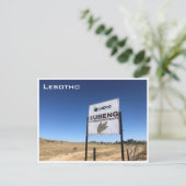 Carte Postale empreintes de dinosaure subeng (Debout devant)