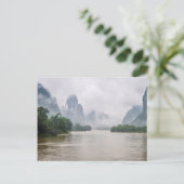 Carte Postale En bas du fleuve Yangshuo (Debout devant)