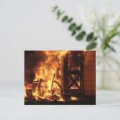 Carte Postale En feu (Debout devant)