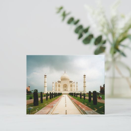 Carte postale En route pour Taj Mahal, Agra, Inde (Debout devant)