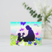 Carte Postale enfant avec fleurs et mère (Debout devant)