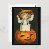 Carte Postale Enfant dans le Citrouille (Devant / Derrière)