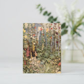 Carte Postale Enfant dans un jardin (Debout devant)