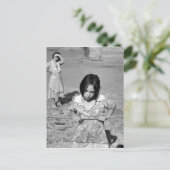 Carte Postale Enfant de la Grande Dépression (Debout devant)