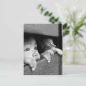 Carte Postale Enfant et chat (Debout devant)