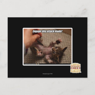 Carte Postale Engagez le mode d'attaque minuscule !
