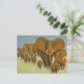 Carte Postale Énorme mais attentionnée (Debout devant)