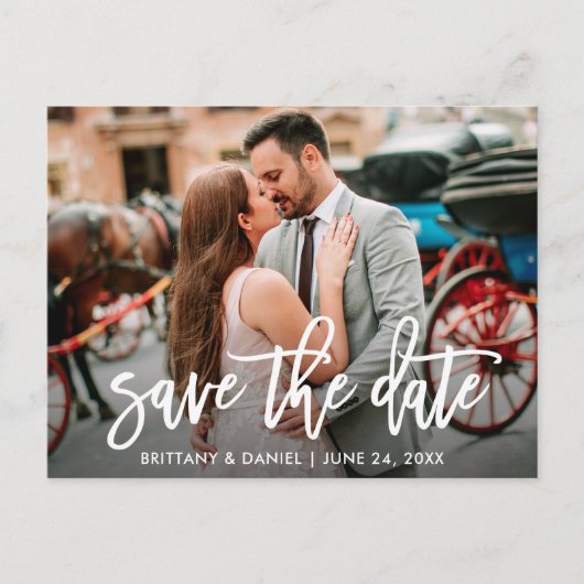 Carte Postale Enregistrer La Date Moderne Brosse Script Couple P (Devant)