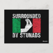 Carte Postale Entouré de Stunads (Dos)