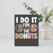 Carte Postale Entraînement de gym de musculation avec haltère De (Debout devant)