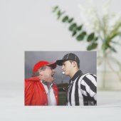 Carte Postale Entraîneur criant après l'arbitre (Debout devant)