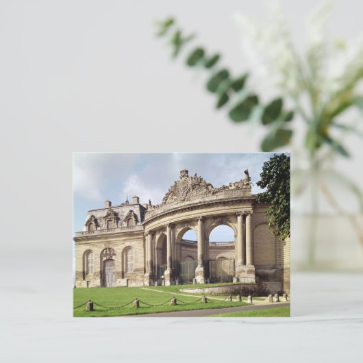 Carte Postale Entrée des écuries (Debout devant)