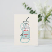 Carte Postale Entretien de jardin avec désherbant (Debout devant)