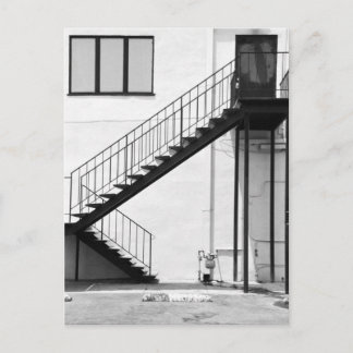 Carte Postale Escalier en noir et blanc