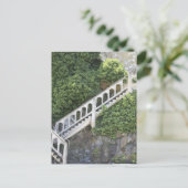 Carte Postale Escalier en pierre (Debout devant)