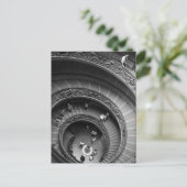 Carte postale Escalier Spiral Du Musée Du Vatican (Debout devant)