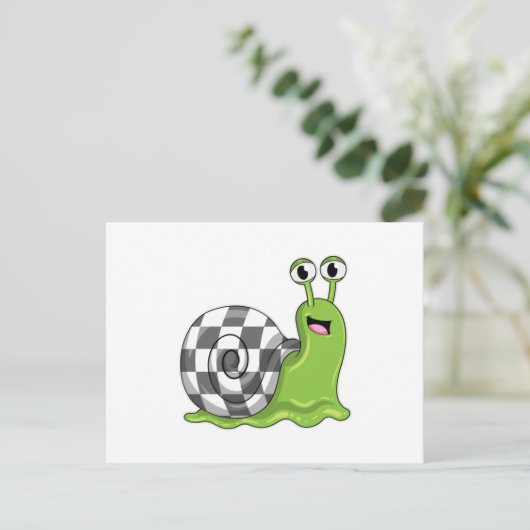 Carte Postale Escargot aux échecs avec échiquier (Debout devant)