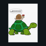 Carte Postale Escargot et tortue - Turbo Duo<br><div class="desc">Une tortue verte traîne à son rythme habituel. Un escargot (avec casque et lunettes de course) est assis sur le dessus, criant "WEEEEE !", apparemment ravi à la vitesse de chaîne. Comme tant de choses, c'est TOUT une question de perspective, n'est-ce pas ? ! Vous pouvez modifier la couleur de...</div>
