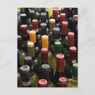 Carte Postale étalage de bouteilles de vin sur le marché, Campo