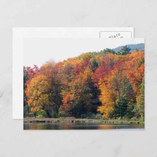 Carte Postale Étang de feuillage d'automne personnalisé (Devant / Derrière)