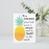 Carte Postale Être un ananas Inspirationnel Aquarelle Typographi (Debout devant)