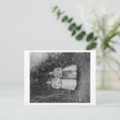 Carte Postale Étudiants à l'école d'art pour filles en Turquie (Debout devant)